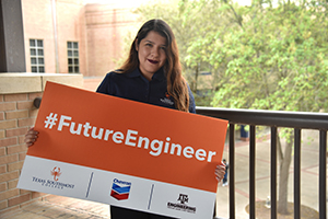 TSC Engineering Academy student Lineth Zepeda graduated in Spring 2020.